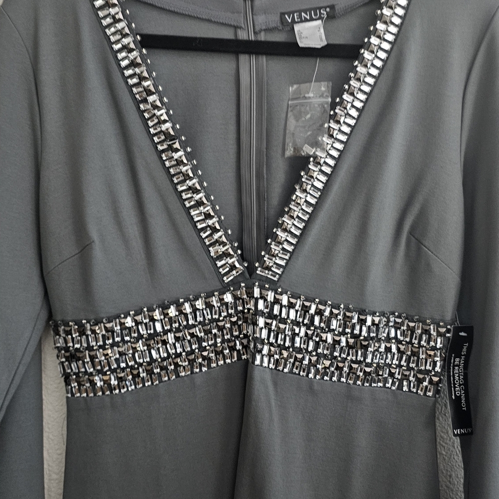 VENUS NWT Dress 8 Gray Long Sleeve Plunge Babydoll - Picture 9 of 10